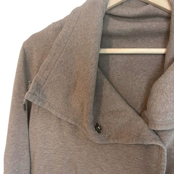 Lululemon Gratitude Wrap Sweater - Picture 5 of 16